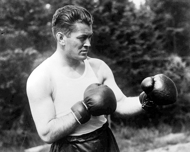Top 10 boxing champions of the world