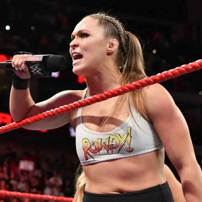 How much does MMA boxer Ronda Rousey earn?
