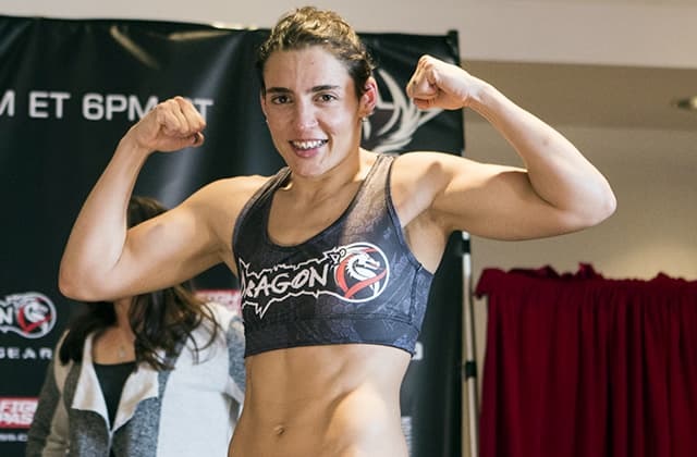 Net worth of MMA boxer Vanessa Porto 