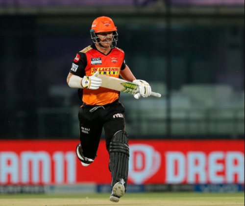David Warner becomes 4th player to score 10000 runs in T20 format